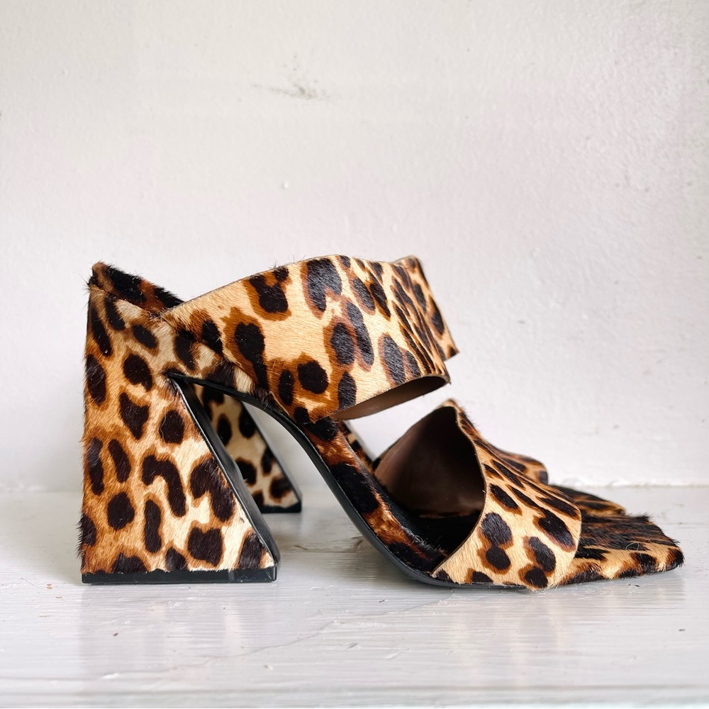 Mercedes Castillo Lauranne Leopard-Print Calf Hair Open Toe Mule Sandals Sz  8